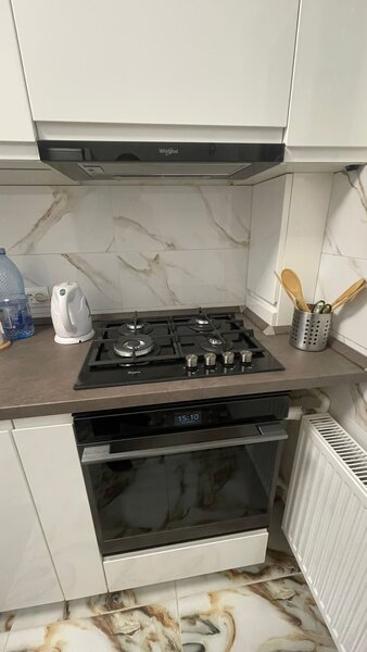 Drumul Taberei, Auchan